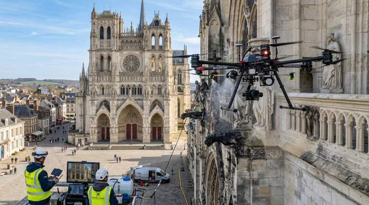 Nettoyage monument par drone Villejust